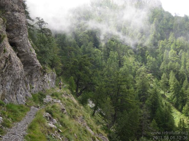 1.8. Passo Gouta - Colle Melosa (Rif. Allavena) : ligurien_MTB_083_2011.08.01_12-36.JPG