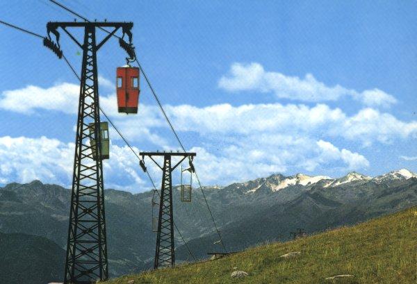 Meran 2000 (BZ) / Gondellift Piffinger Köpfl : Gondellift (noch mit den alten Gondeln)