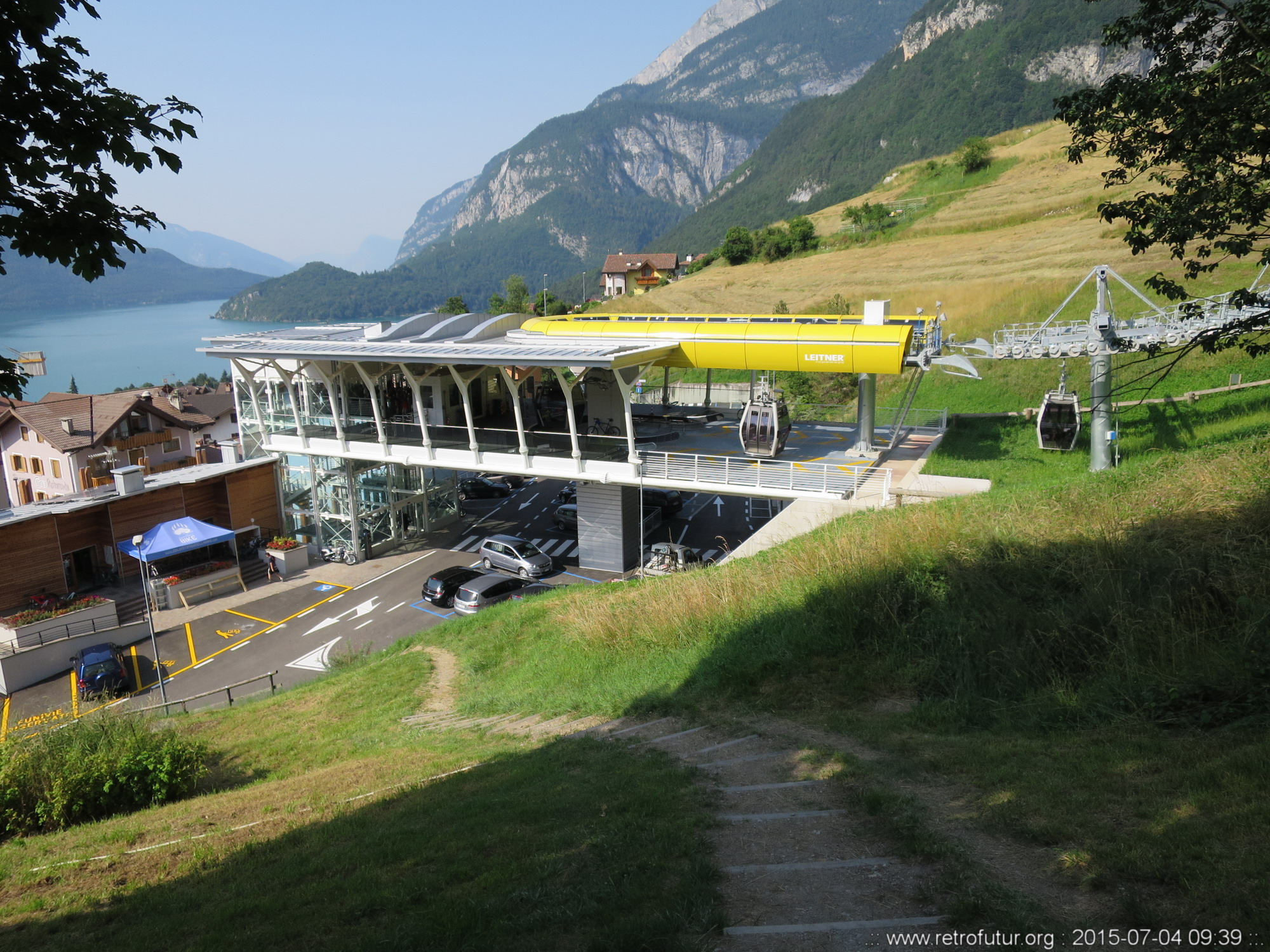 Molveno (TN)  / Cestovia Molveno - Pradel : molveno_cabinovia_cestovia_2015_07_03_0000.JPG