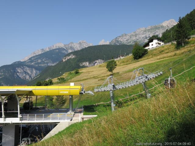 Molveno (TN)  / Cestovia Molveno - Pradel : molveno_cabinovia_cestovia_2015_07_03_0001.JPG