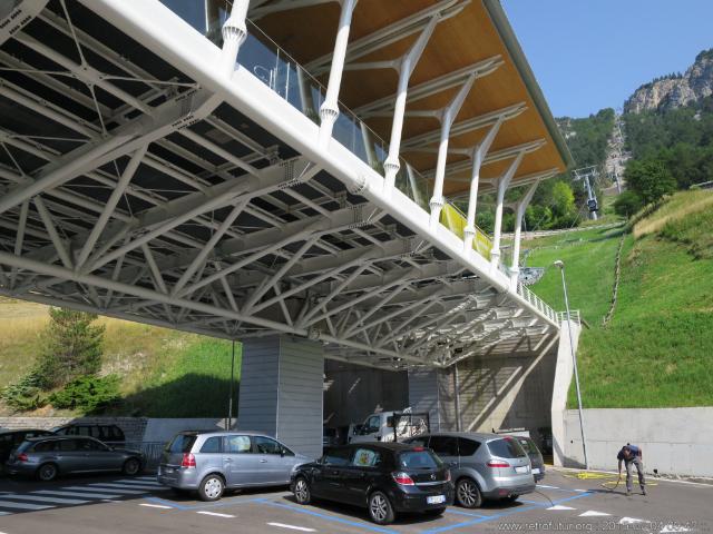 Molveno (TN)  / Cestovia Molveno - Pradel : molveno_cabinovia_cestovia_2015_07_03_0004.JPG