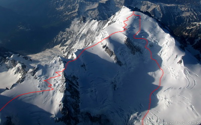 mtblanc.jpg (53584 bytes)