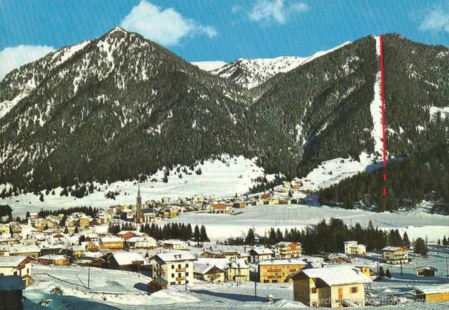 Pozza di Fassa (TN) / Cestovia Monte Buffaure : Pozza di fassa e l'impianto di risalita Buffaure