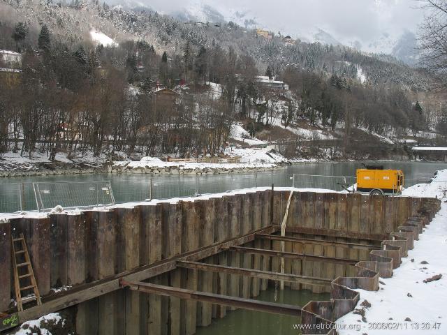 The cable stay bridge over the river Inn : 1.) February 2006: Submerged excavations for the two pylons