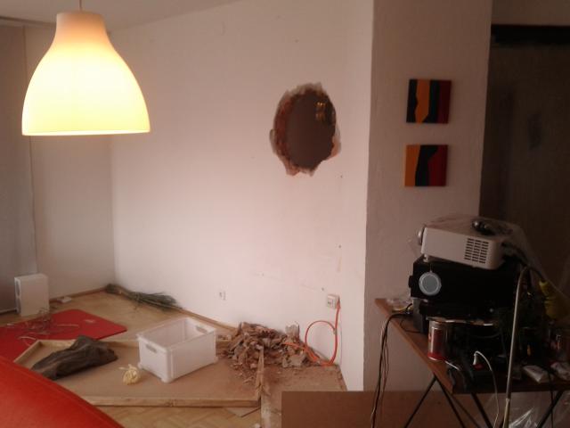 Wohnzimmer : The hole 1