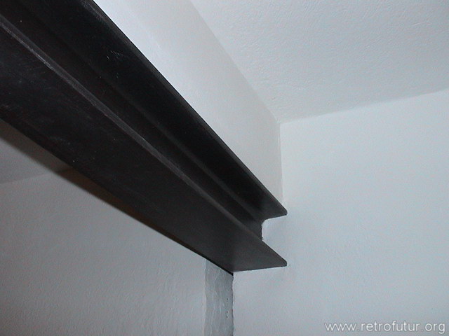 Küche : Detail. Robuster Stahl