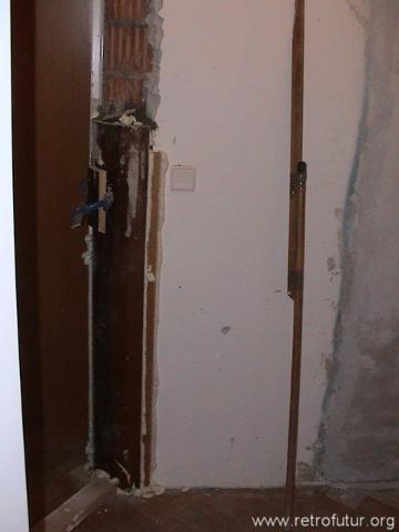 Aufweitung Türe Zimmer 2 : Ausgiessen ...